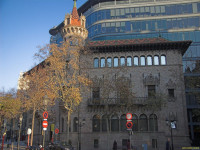 La Casa Serra, seu de la Diputació de Barcelona // Imatge de Wikimedia Commons (Autor: Amadalvarez)