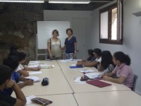 Lluïsa Melgares visita els Tallers de reforç