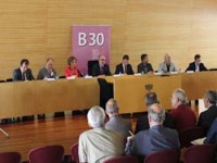 Reunió de l'Àmbit B-30 presidida per Josep Monràs // Imatge cedida per l'Associació Àmbit B-30